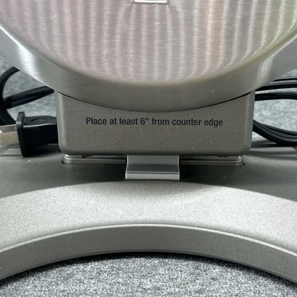 Cuisinart VWM-200PC1 Vertical Belgian Waffle Maker Stainless Steel Tested WORKS